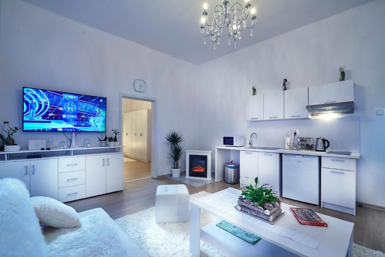 Apartmán BB centrum Banská Bystrica Exterior foto